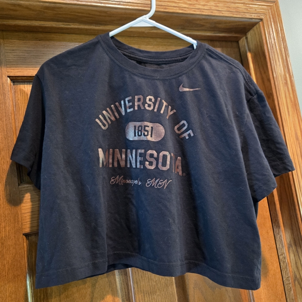 Nike University of Minnesota Crop Top - Picture 4 of 5
